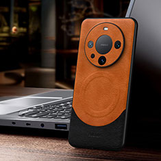 Coque Luxe Cuir Housse Etui avec Mag-Safe Magnetic Magnetique LD1 pour Huawei Mate 60 Pro+ Plus Orange