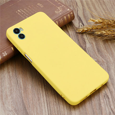 Coque Ultra Fine Silicone Souple 360 Degres Housse Etui pour Motorola Moto E22S Jaune