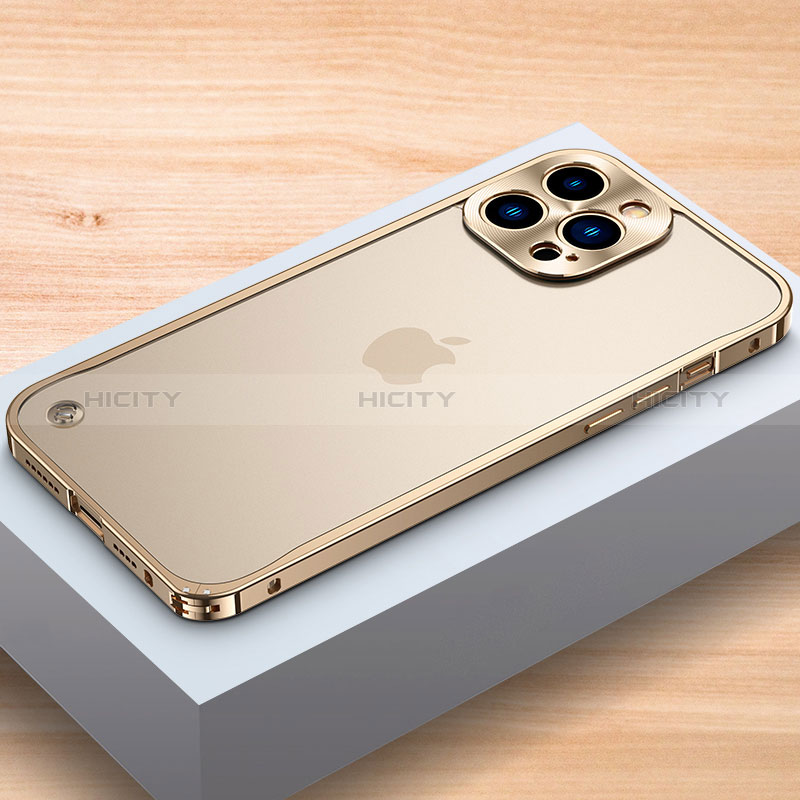Coque Bumper Luxe Aluminum Metal Etui A04 pour Apple iPhone 15 Pro Or Plus