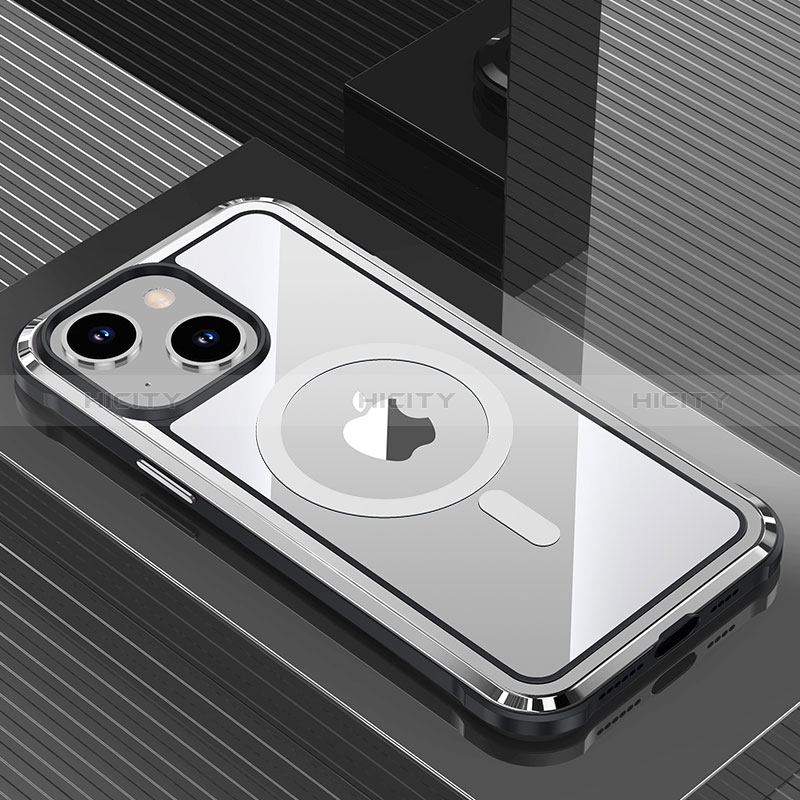 Coque Luxe Aluminum Metal Housse et Bumper Silicone Etui avec Mag-Safe Magnetic Magnetique QC1 pour Apple iPhone 13 Argent Plus