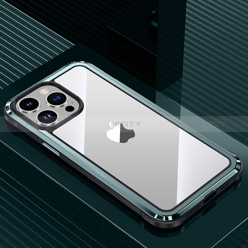 Coque Luxe Aluminum Metal Housse et Bumper Silicone Etui QC1 pour Apple iPhone 13 Pro Cyan Plus