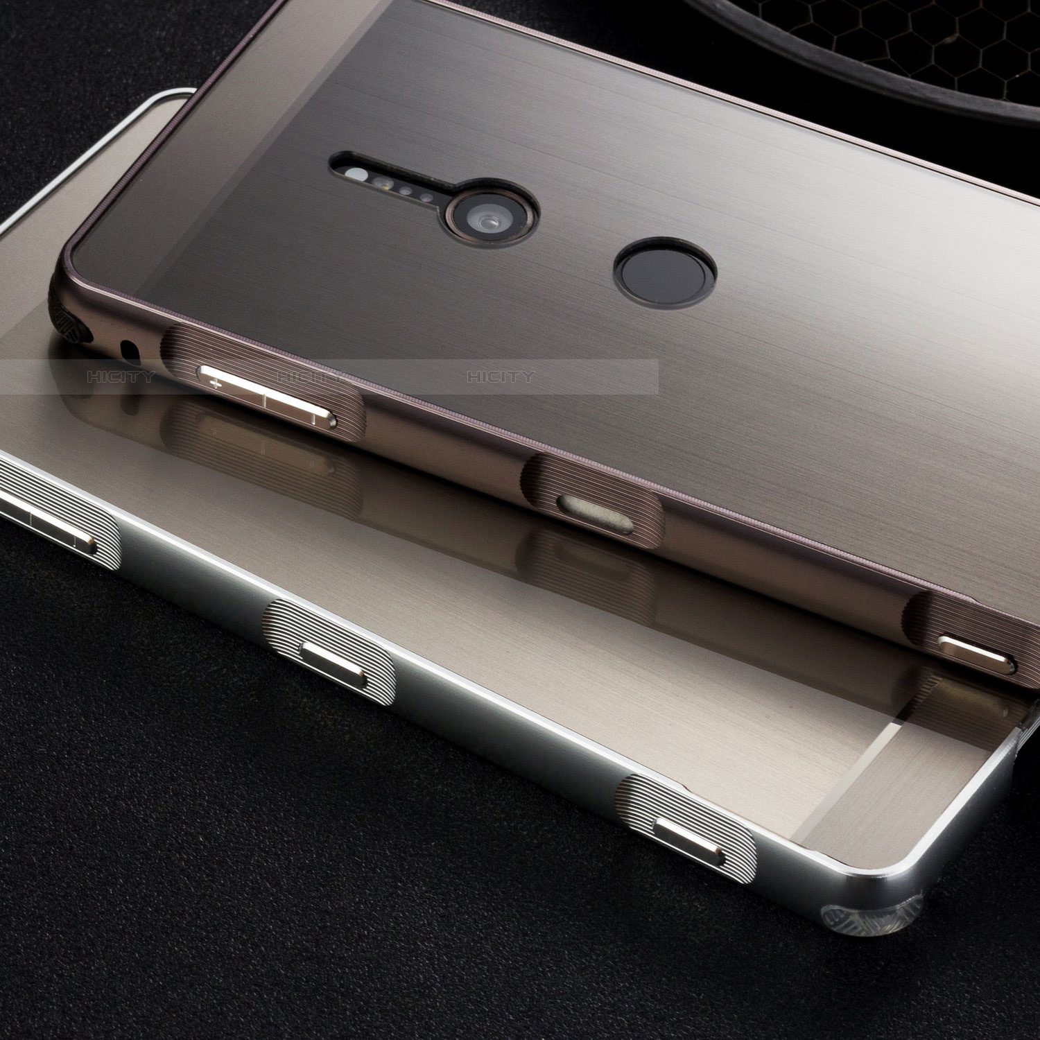 Coque Luxe Aluminum Metal Housse Etui pour Sony Xperia XZ2 Plus