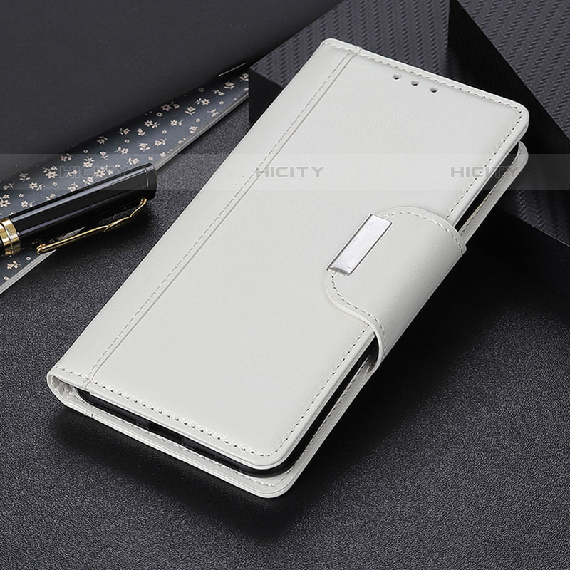 Coque Portefeuille Livre Cuir Etui Clapet M01L pour Samsung Galaxy M32 5G Blanc Plus