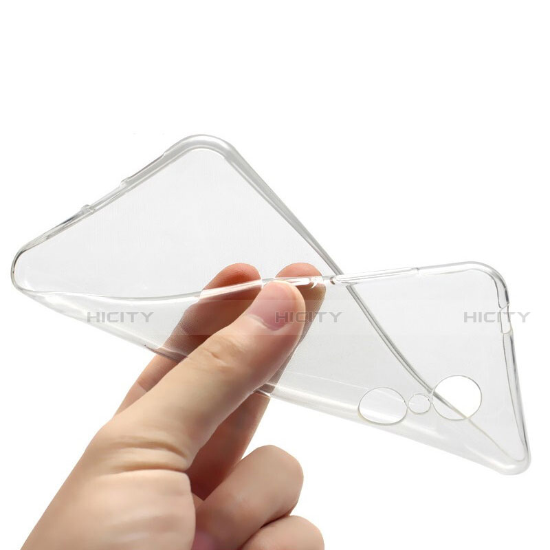 Coque Ultra Slim Silicone Souple Transparente pour LG Q7 Clair Plus