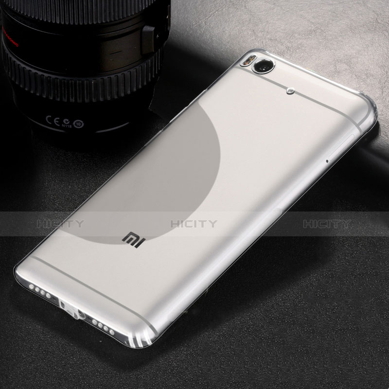 Etui Ultra Slim Silicone Souple Transparente pour Xiaomi Mi 5S 4G Clair Plus